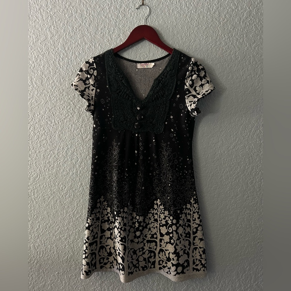 Funky people winter dress with crocheted corset